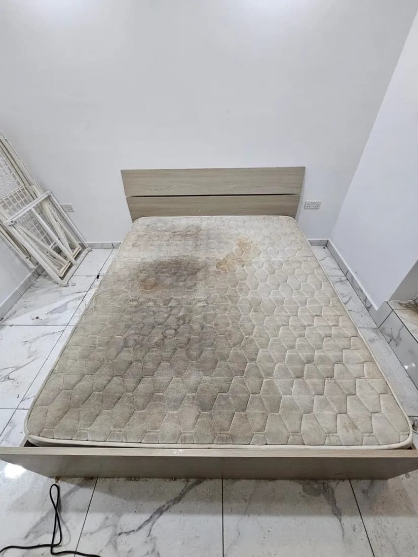 heavily stained mattress before cleaning by ARA Clean Malta